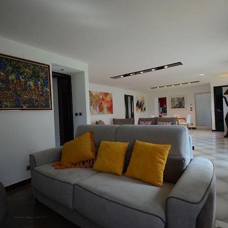 Pikes Villa Pulfero Eksteriør billede
