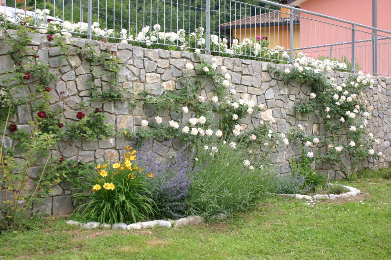 Pikes Villa Pulfero Eksteriør billede